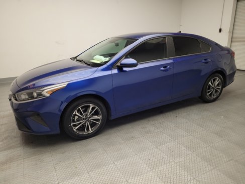 Used 2023 Kia Forte LXS image 2