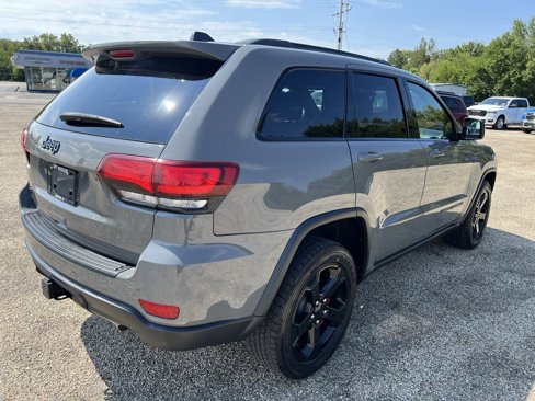 Used 2020 Jeep Grand Cherokee Laredo image 7