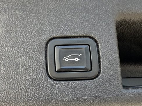 Used 2022 Chevrolet Equinox LT image 36