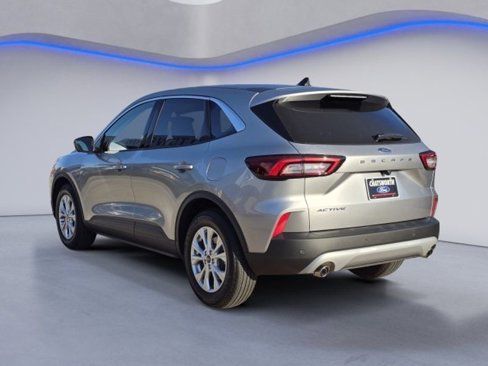 Used 2023 Ford Escape Active w/ Tech Pack #2 image 4