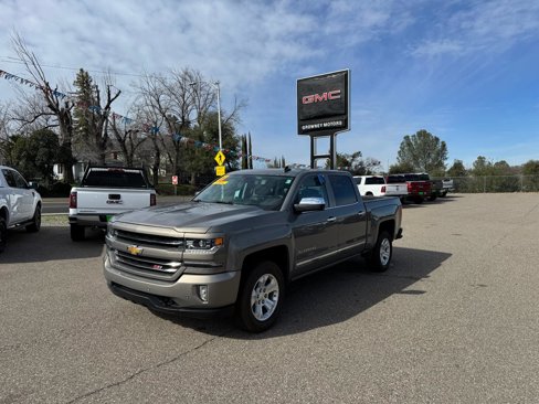 Used 2017 Chevrolet Silverado 1500 LTZ Z71 w/ LTZ Plus Package image 1