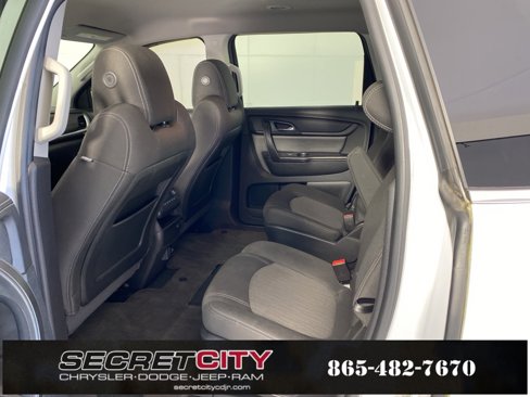 Used 2016 Chevrolet Traverse LT image 30