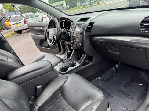 Used 2013 Kia Sorento EX image 28