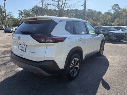 Used 2023 Nissan Rogue SV image 6