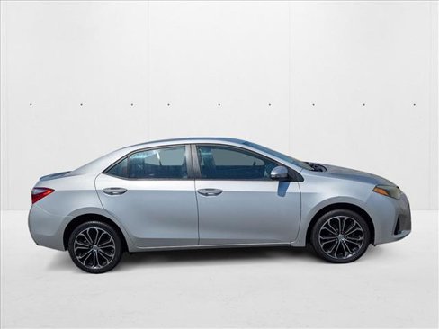 Used 2016 Toyota Corolla S image 4