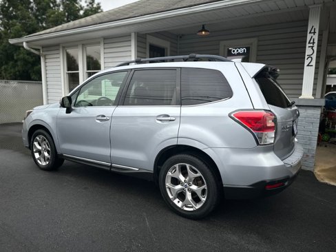 Used 2017 Subaru Forester 2.5i Touring image 2