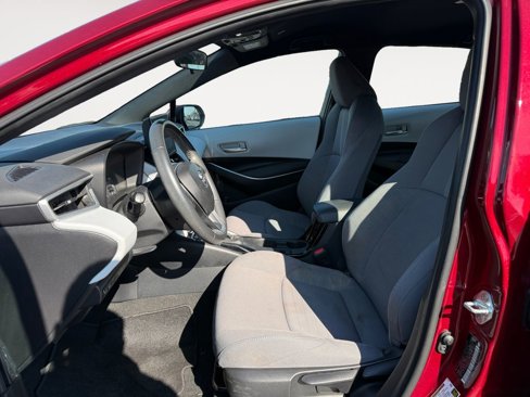 Used 2024 Toyota Corolla SE image 9