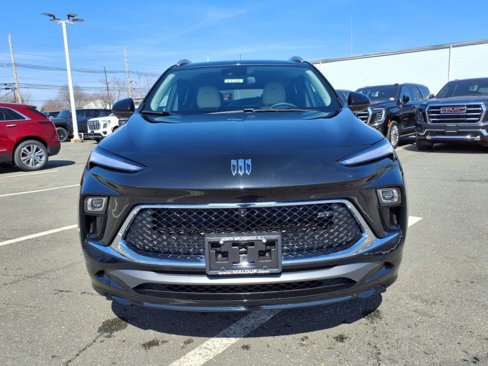Used 2025 Buick Encore GX Sport Touring w/ Advanced Technology Package image 2