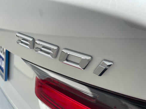 Used 2025 BMW 330i Sedan image 24
