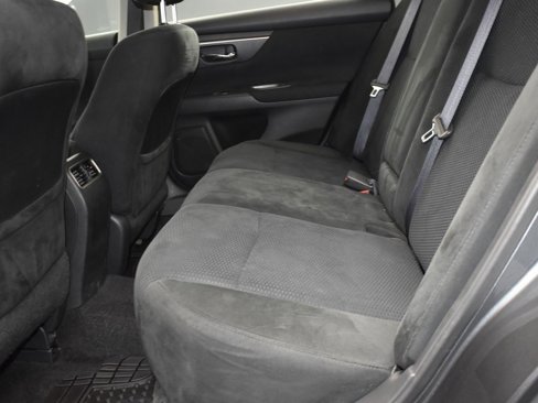 Used 2015 Nissan Altima 2.5 SV w/ Convenience Package image 14
