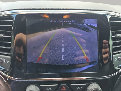 Used 2019 Jeep Grand Cherokee Altitude image 53