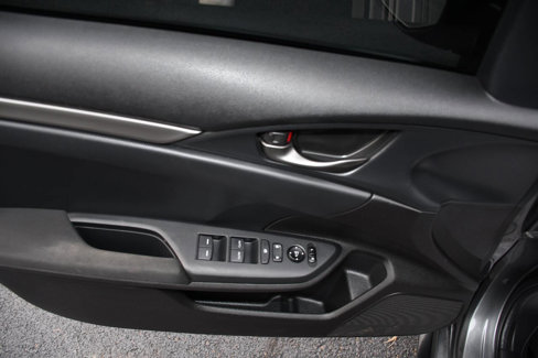 Used 2018 Honda Civic Sport image 14
