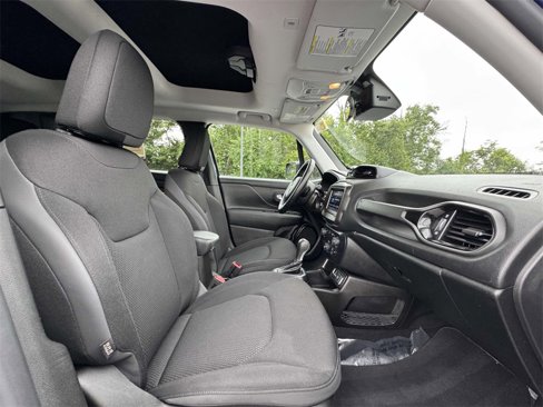 Certified 2020 Jeep Renegade Altitude image 16