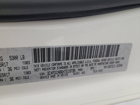 Used 2017 Dodge Journey SE w/ Flexible Seating Group image 33