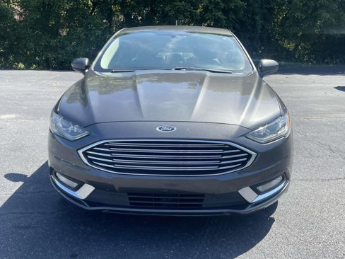Used 2018 Ford Fusion SE w/ Equipment Group 201A image 8