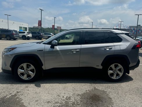 Used 2019 Toyota RAV4 Limited image 4