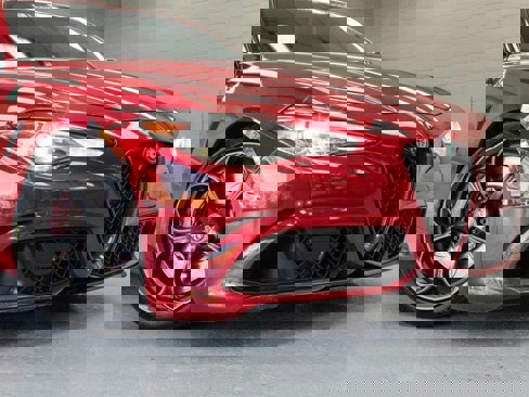 Used 2017 Alfa Romeo Giulia Quadrifoglio image 11