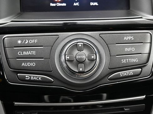Used 2018 Nissan Pathfinder S image 25