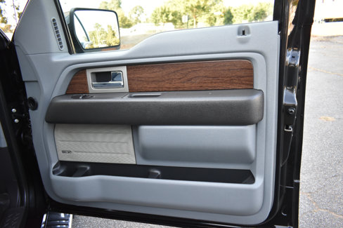 Used 2014 Ford F150 Lariat w/ Equipment Group 502A Luxury image 34