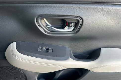 New 2026 Honda HR-V LX image 20