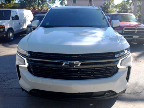 Used 2021 Chevrolet Suburban RST w/ Luxury Package image 4
