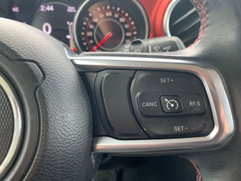 Used 2018 Jeep Wrangler Unlimited Rubicon image 17