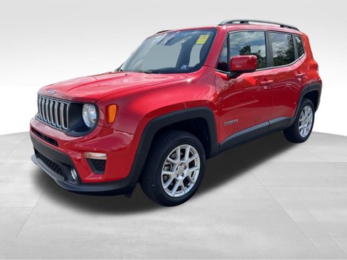 Used 2019 Jeep Renegade Latitude w/ Cold Weather Group image 3