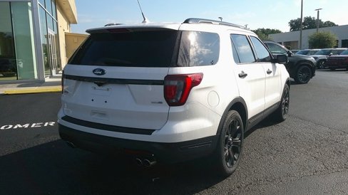 Used 2019 Ford Explorer Sport w/ Equipment Group 401A image 4