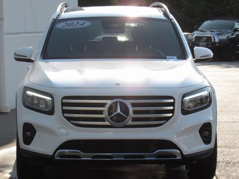 Used 2024 Mercedes-Benz GLB 250 4MATIC image 3