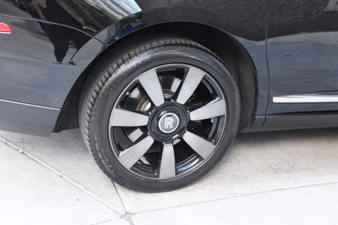Certified 2023 Rolls-Royce Cullinan image 23