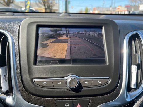 Used 2023 Chevrolet Equinox LT image 21
