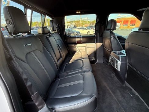Used 2015 Ford F150 Platinum w/ Equipment Group 701A Luxury image 13