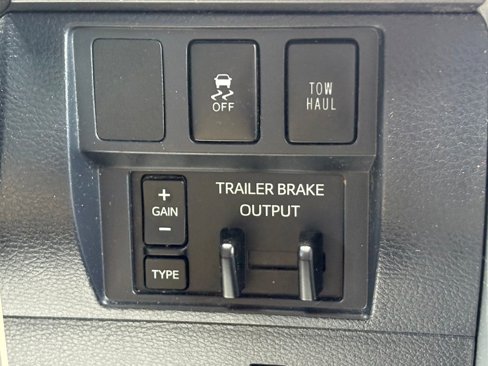 Used 2017 Toyota Tundra SR5 image 36