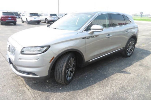 Used 2021 Lincoln Nautilus Reserve w/ Class II Trailer Tow Package image 6