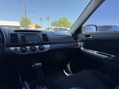 Used 2002 Toyota Camry LE image 24