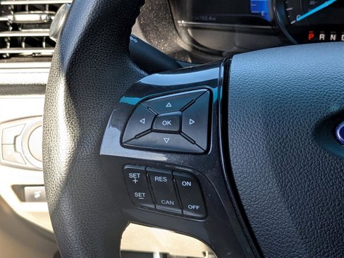 Used 2018 Ford Explorer XLT w/ Equipment Group 202A image 16