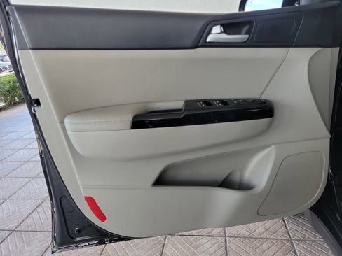 Used 2020 Kia Sportage EX image 17