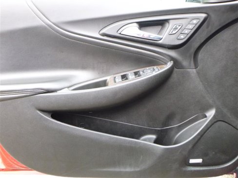 Used 2018 Chevrolet Malibu Premier w/ Premier Sun and Wheel Package image 17