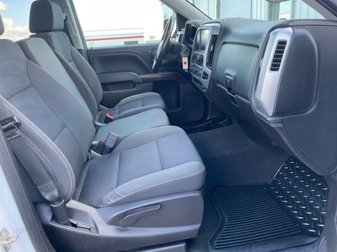 Used 2018 GMC Sierra 1500 SLE w/ SLE Value Package image 17