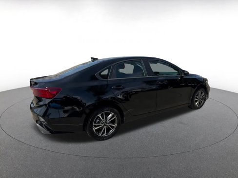 Used 2024 Kia Forte LXS image 15