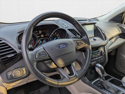 Used 2018 Ford Escape SEL image 10