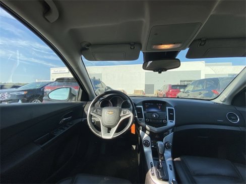 Used 2015 Chevrolet Cruze LT image 5