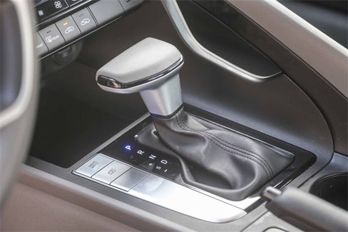 Used 2023 Hyundai Elantra SEL image 19