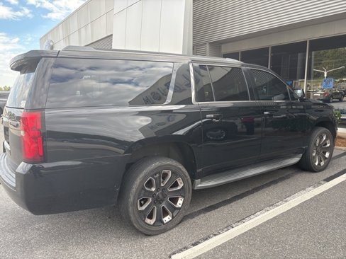 Used 2016 Chevrolet Suburban LS image 9