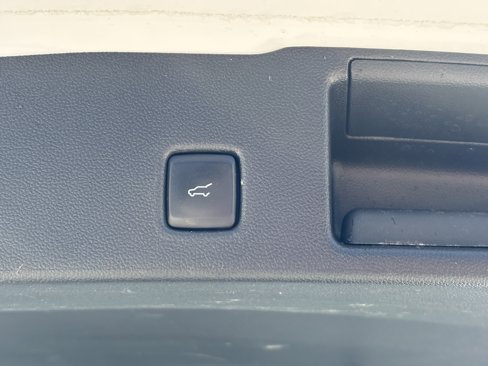 Used 2023 Ford Escape Active image 10