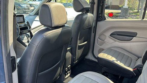 Used 2019 Ford Transit Connect Titanium w/ Titanium Premium Package image 28