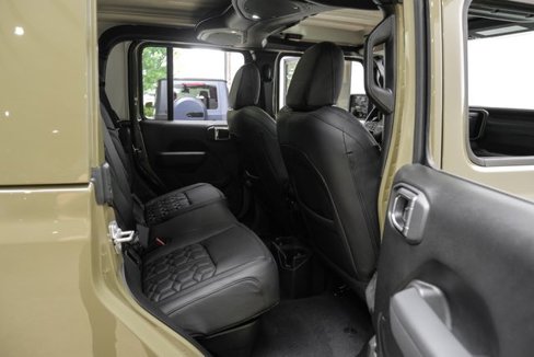Used 2025 Jeep Gladiator Sport image 75