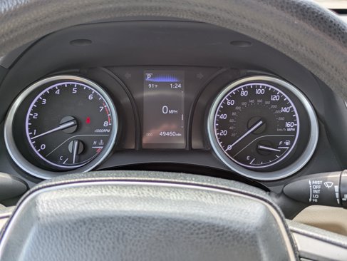 Used 2023 Toyota Camry LE image 18