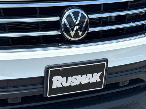 Used 2022 Volkswagen Tiguan SE image 20