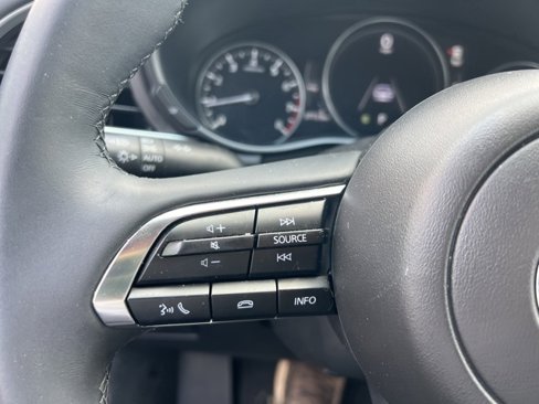 Used 2025 MAZDA MAZDA3 s image 34